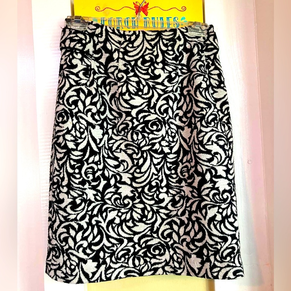 Trulli Petite Skirt